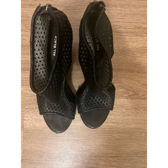 All Black Women's Wedge Toeless Booties Size 8.5 - Picture 7 of 15